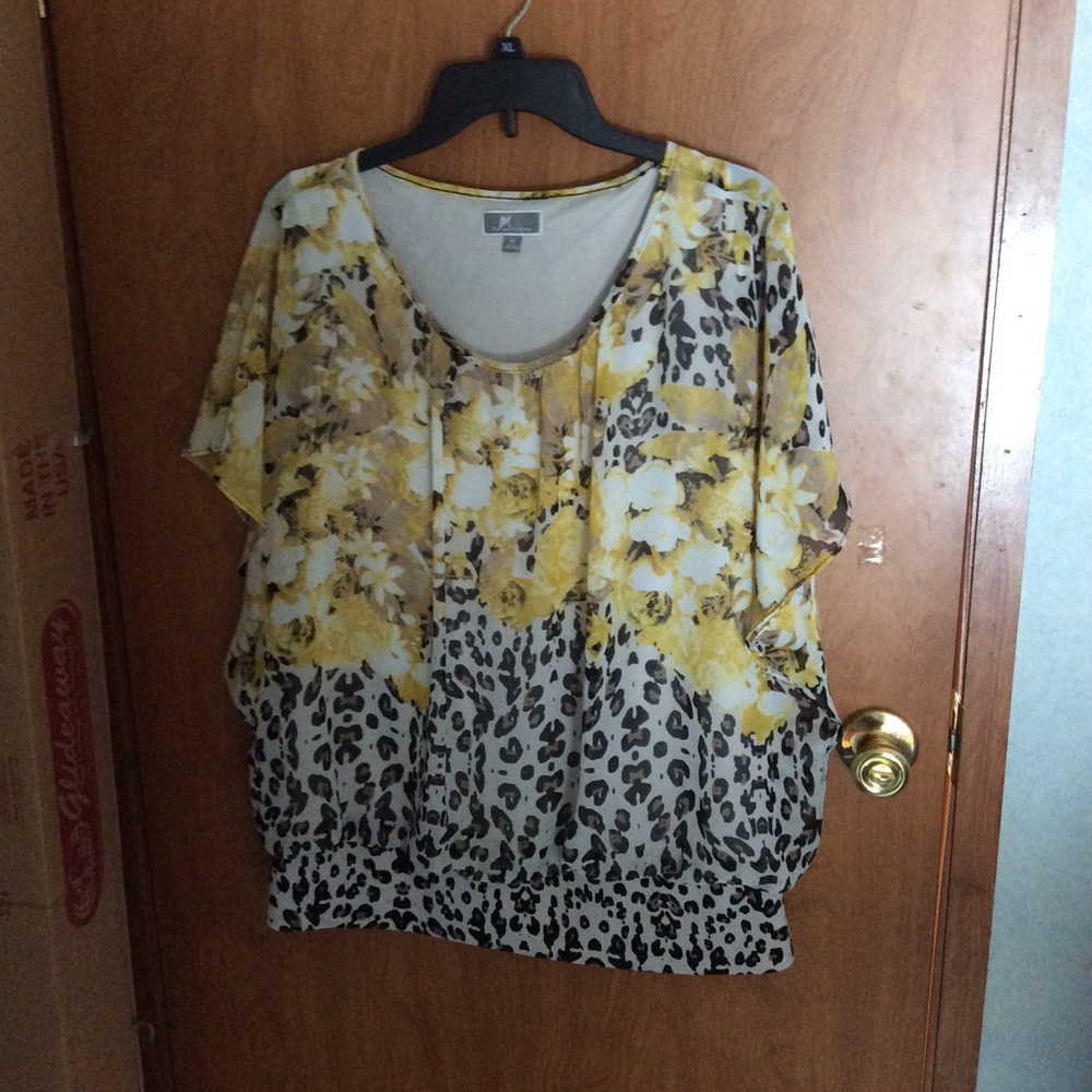JM collection woman’s blouse